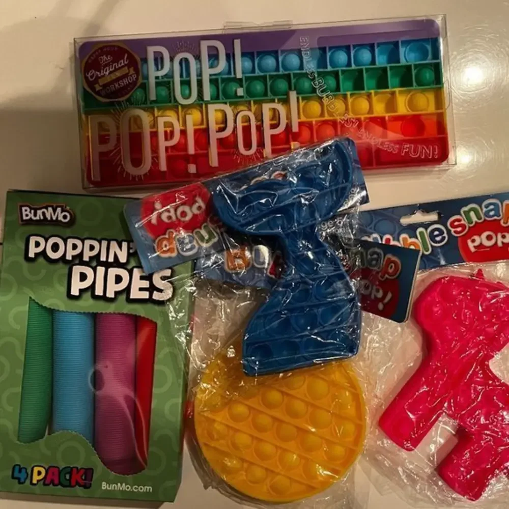 Pop-Its and Poppin Pipes / Fidget Toys (new)